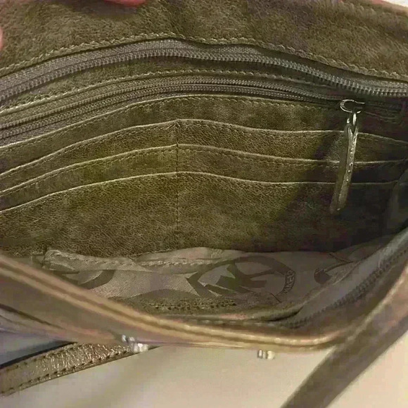 MICHAEL Michael Kors Webster Metallic Golden Crossbody Clutch - Picture 11 of 14